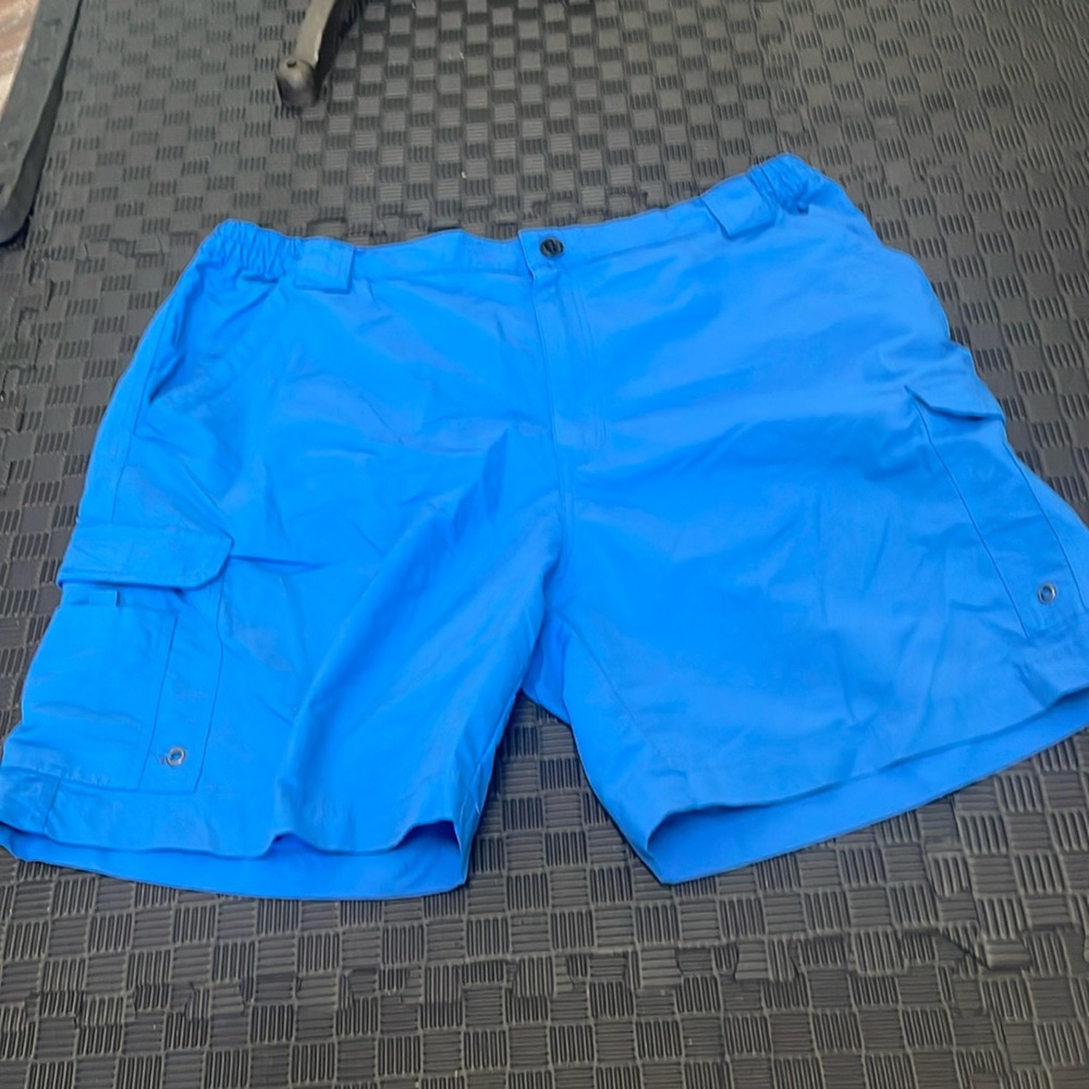 -Blue Reel Legends performance clothing size XL